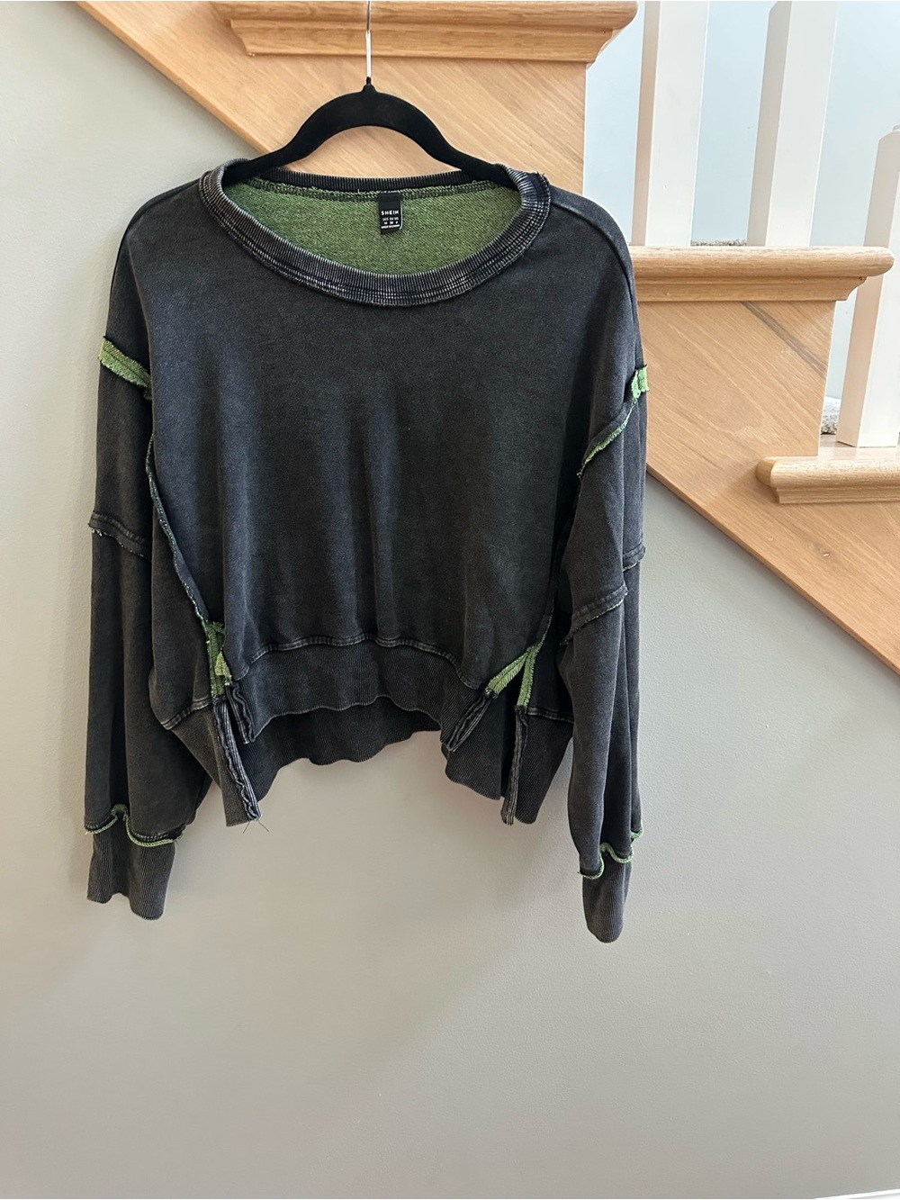 SHEIN Washed Black Cropped Sweatshirt with Green Accents